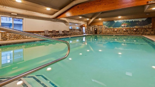 Best Western Plus Tree House image 24