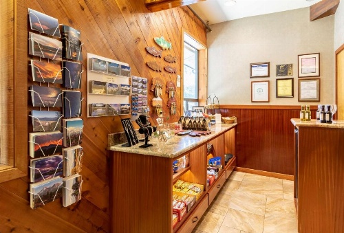 Best Western Plus Tree House image 35